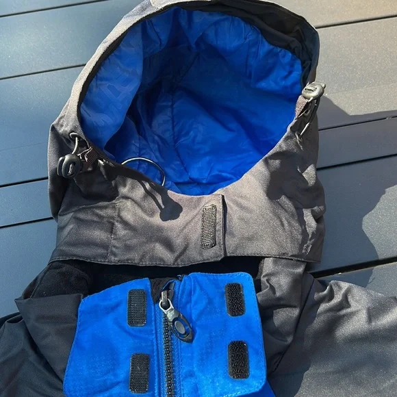 Obermeyer junior ski jacket. Size 14 - Picture 10 of 12